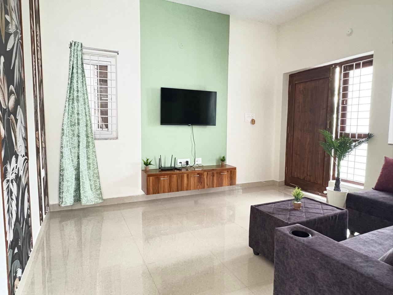 Lit | 3 BHK Service Apartment - Tap to explore photos