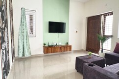 Lit | 3 BHK Service Apartment