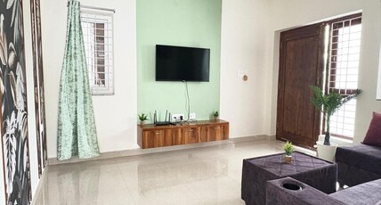 Lit | 3 BHK Service Apartment Room Type - Lit:3 Bhk Apartment| Private| Ac WiFi SmartTv