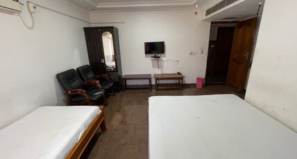 Mount Alagar Residency Room Type - Deluxe