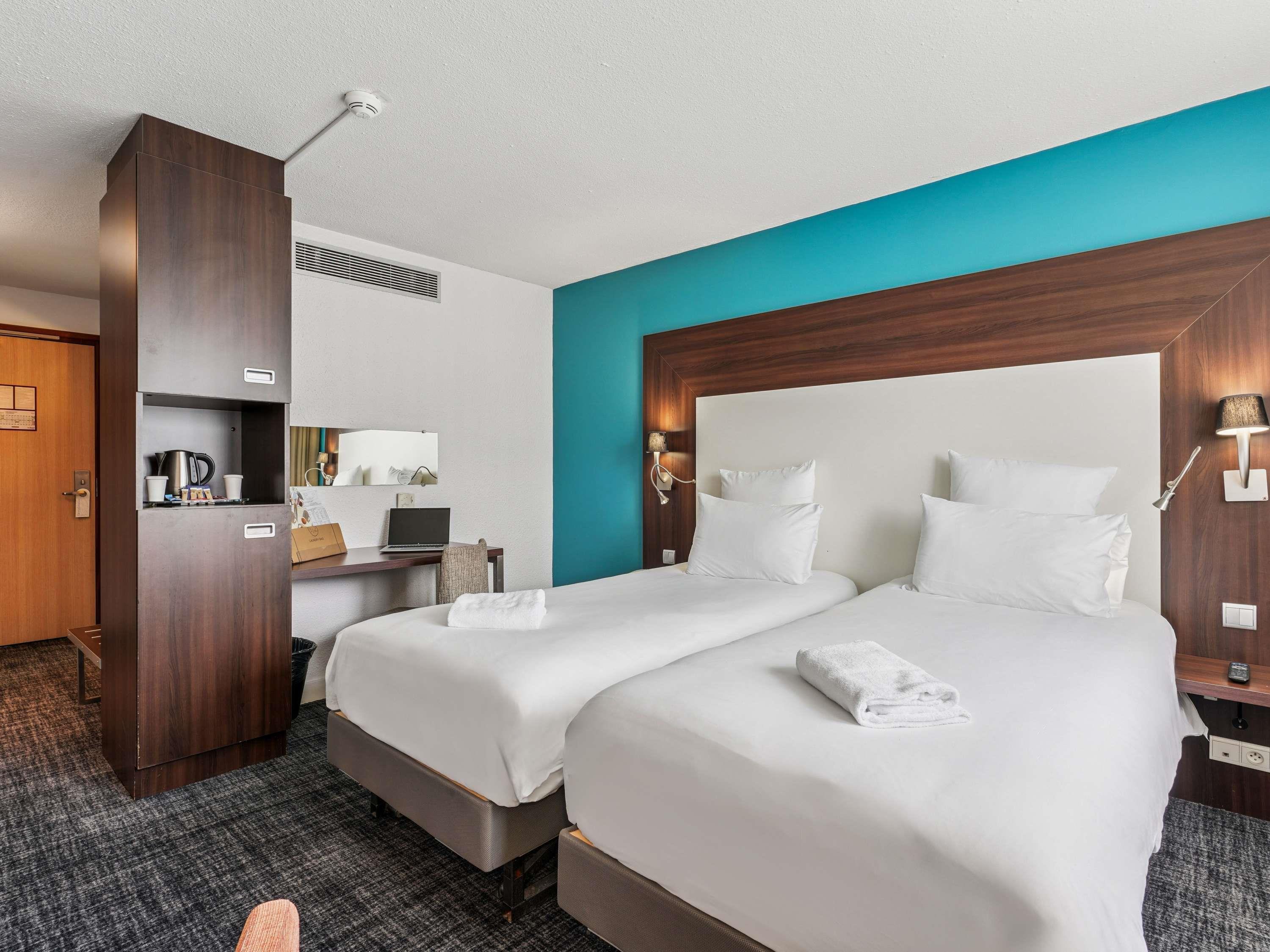 Mercure Paris Porte d'Orleans - Tap to explore photos