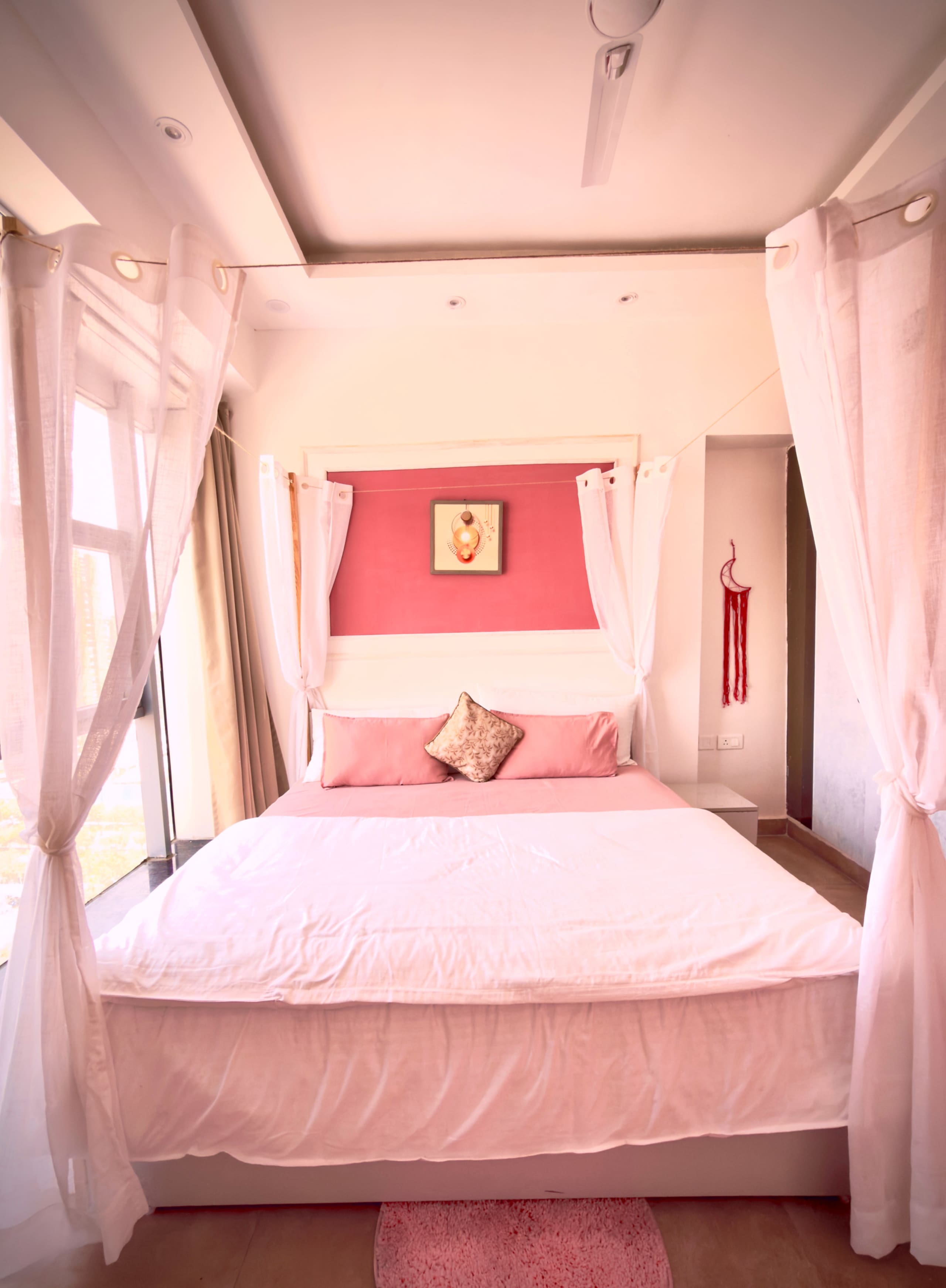 Cozy Corner Pink Dream Aesthetic Studio with Pool - Tap to explore photos
