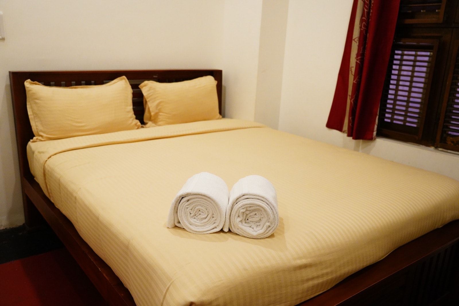 White Town Villa - Pondicherry - Tap to explore photos