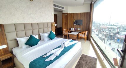 Hotel PS Residency Room Type - Luxury Room With Balcony