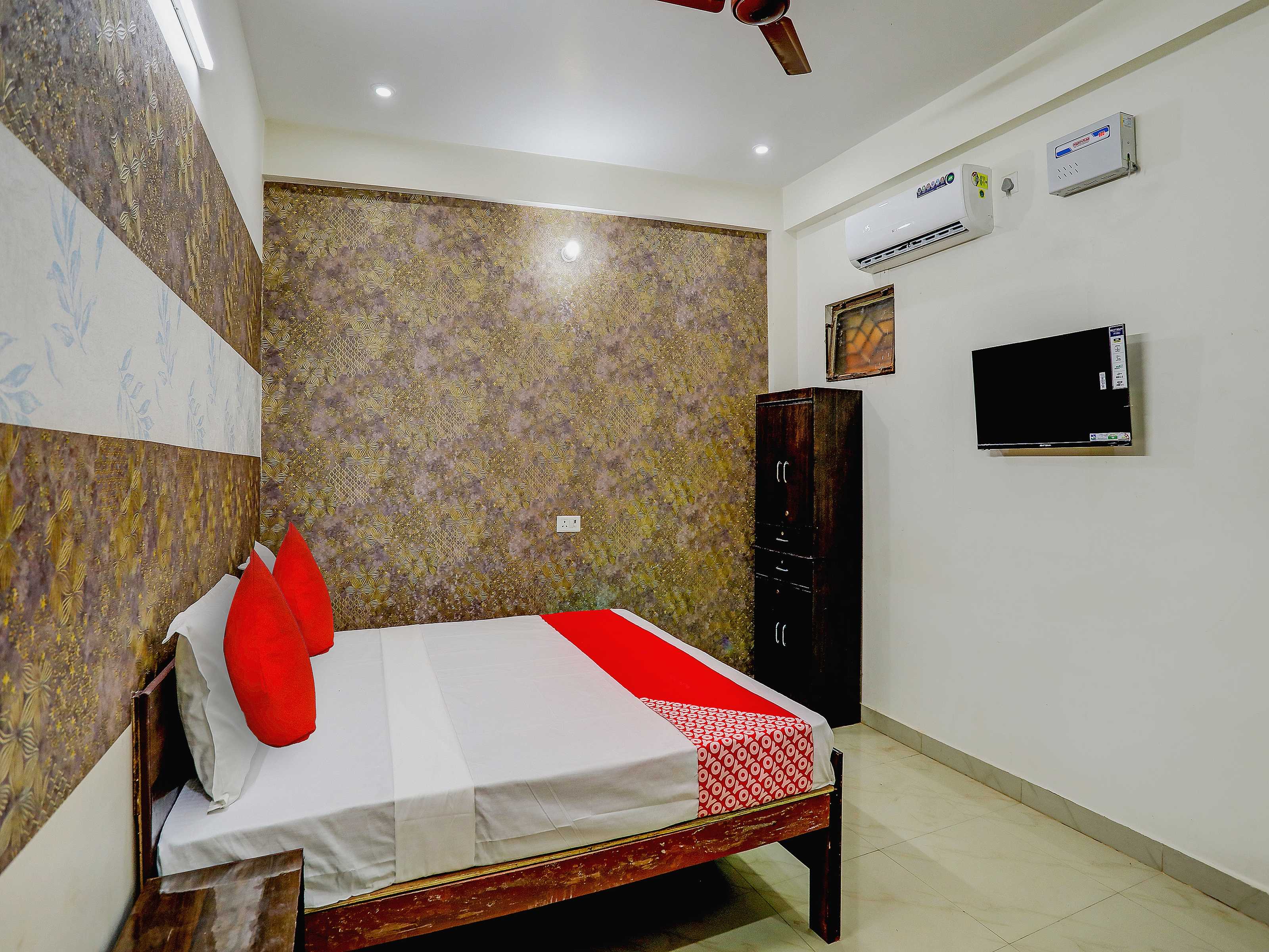Hotel O The Raghav Villa - Tap to explore photos