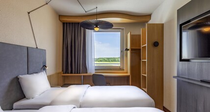 Hotel ibis Friedrichshafen Airport Messe Room Type - Standard Room with 2 single beds