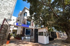 FabHotel Giriraj Hospitality