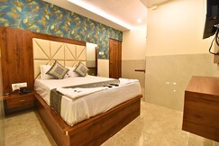 Hotel Dream Palace  Near US Consulate, Bandra Kurla Complex (BKC), Mumbai