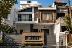 Address of Golden Window Villa