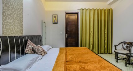 Stay Royal Bed & Breakfast Room Type - Deluxe Room