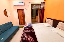 JK ROYAL PALACE AND LODGE