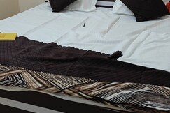 Kashi Ganga Home Stay - Maduwadih bazar