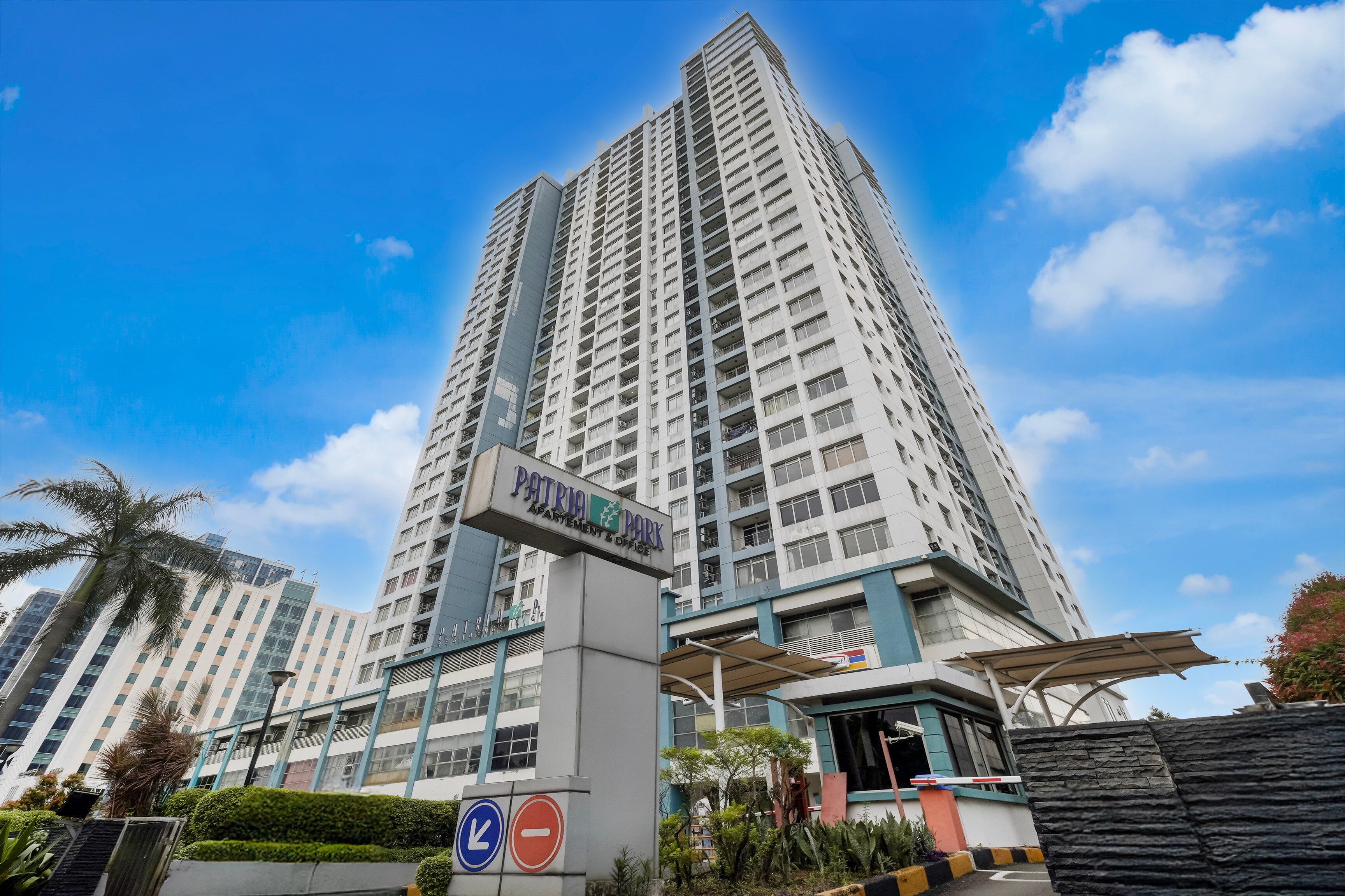 OYO 95111 Patria Park View - Tap to explore photos