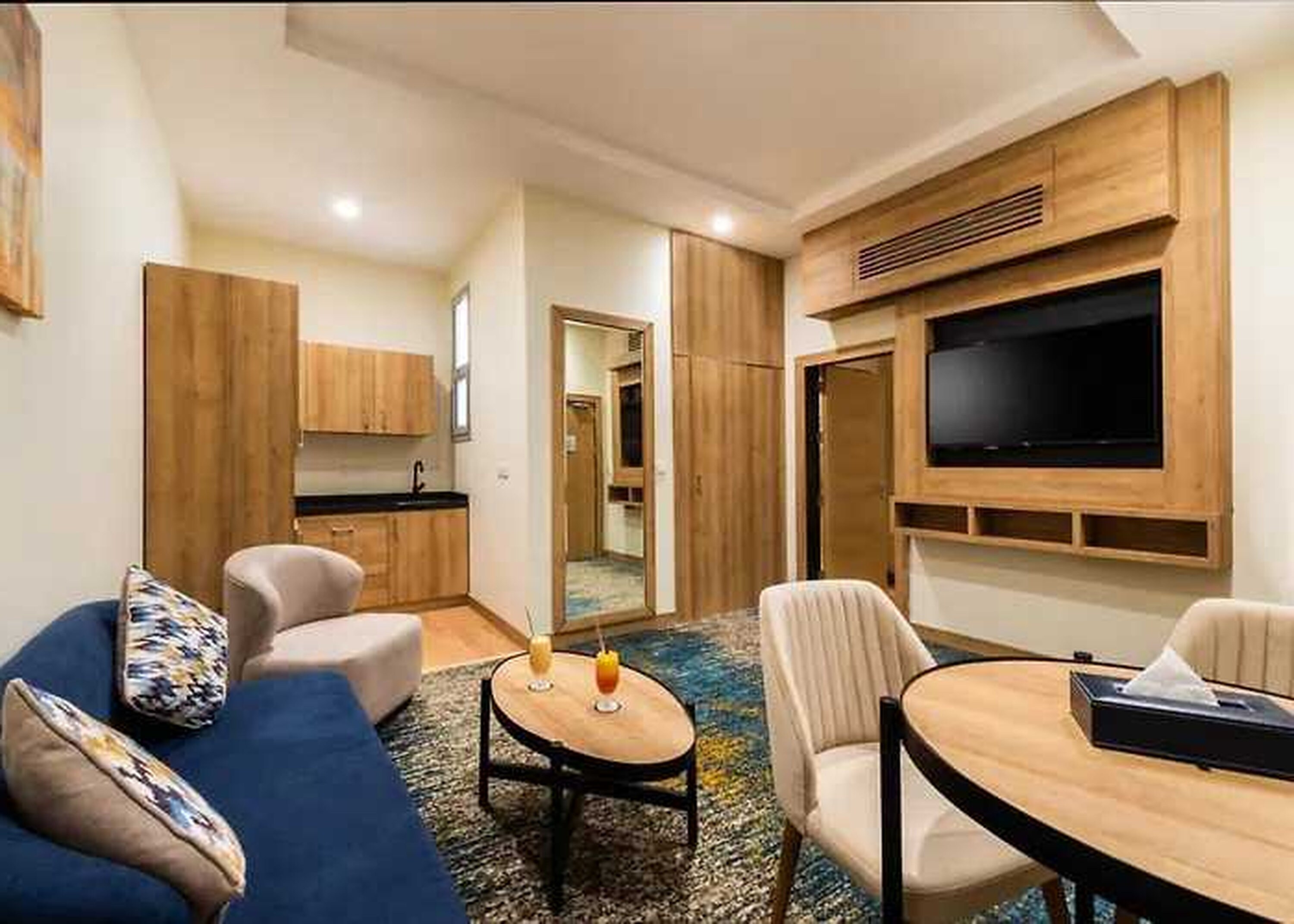 Sunday Luxury Central formerly Anan Hotel - Tap to explore photos
