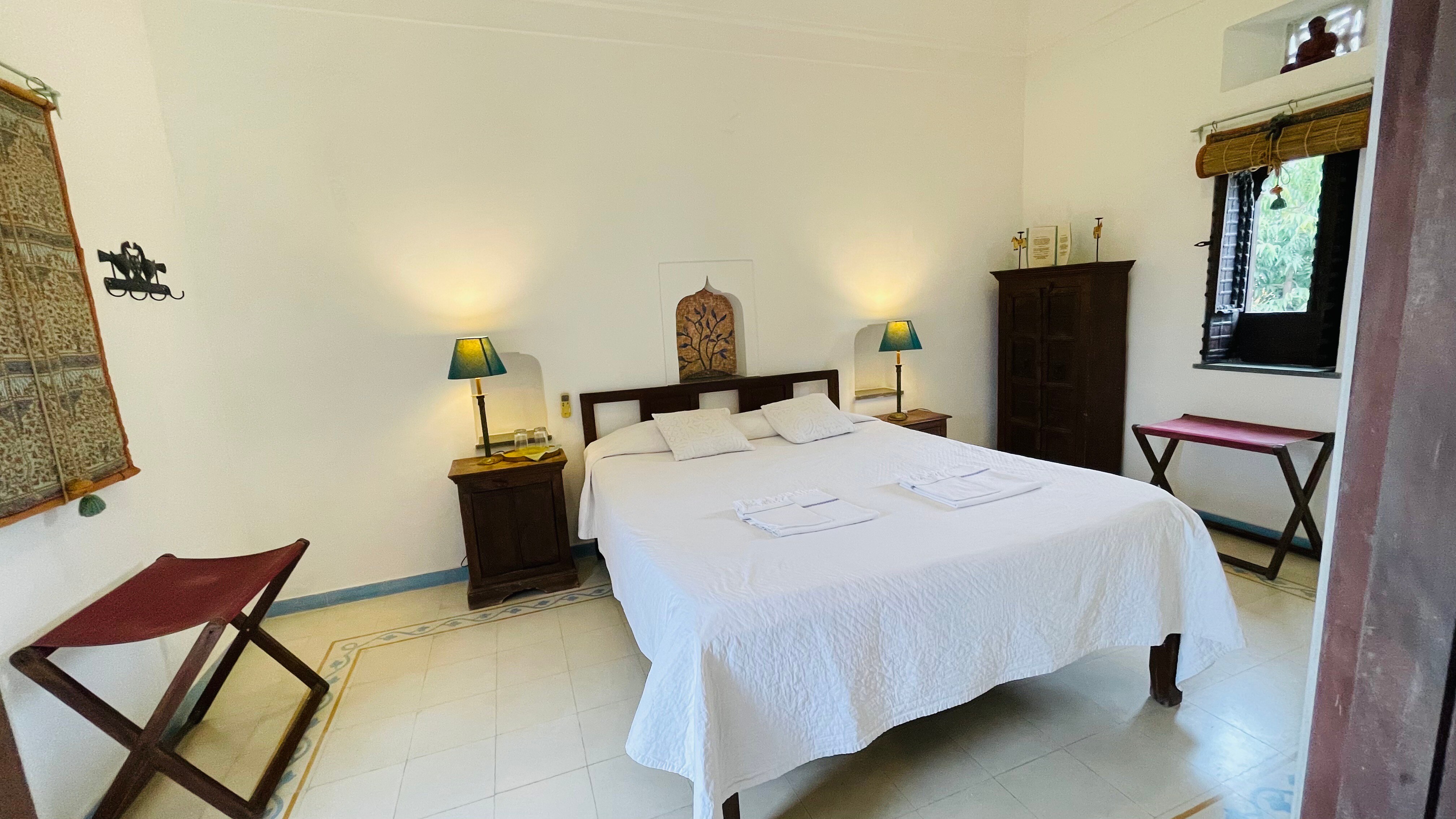 Mosaic Guesthouse (Deluxe Room with Twin Bed) - Tap to explore photos