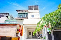 Hotel O Mandala Near Universitas Negeri Medan ( UNIMED )