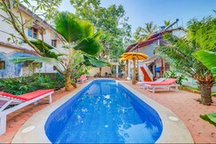 Lavish Studio with a pool near Candolim