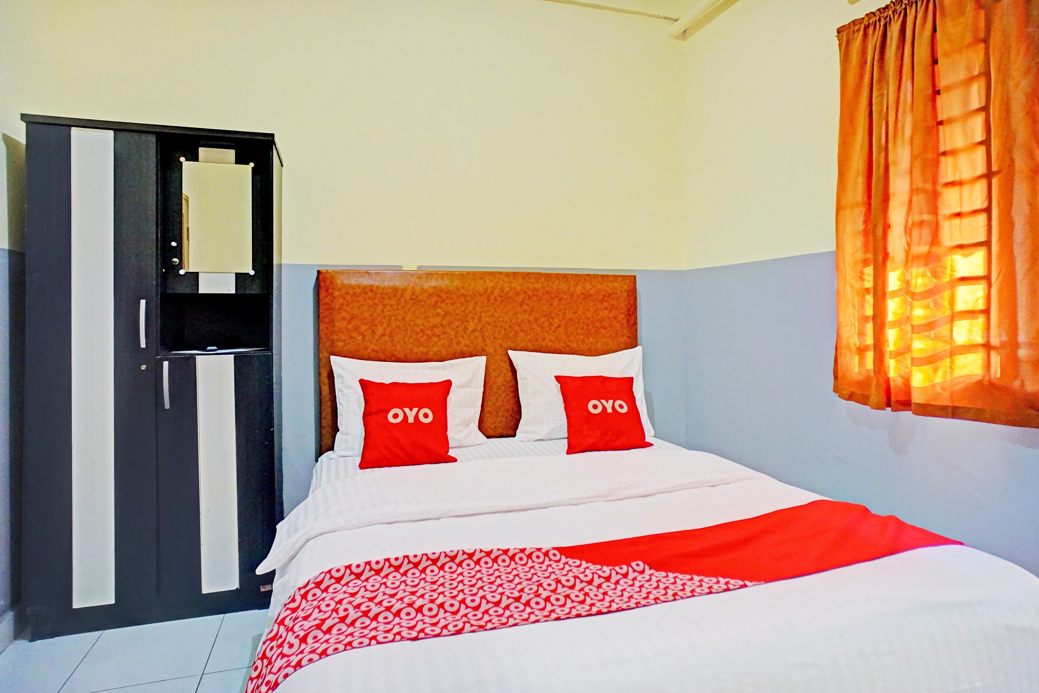 Dancenter Juma Ciger Hotel Medan - Tap to explore photos