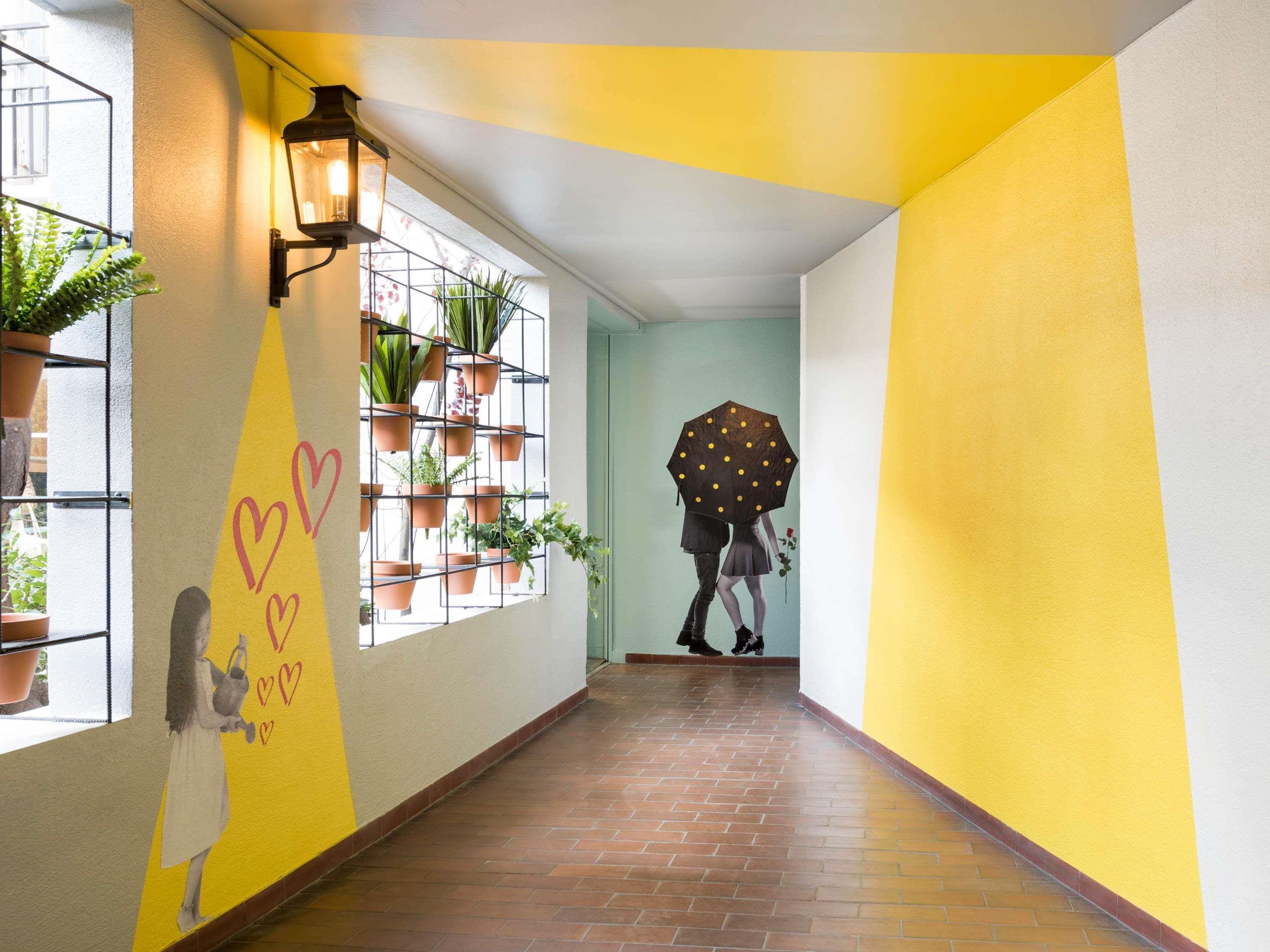 Aparthotel Adagio Paris Montmartre - Tap to explore photos