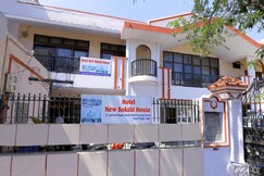 HOTEL NEW BAKSHI HOUSE