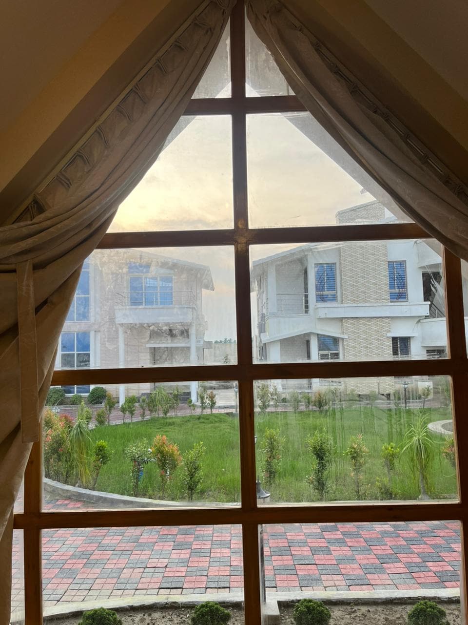 Aaheli Resort - Tap to explore photos