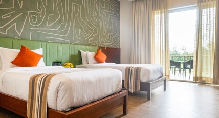 Clover Greens Golf Course and Resort Room Type - Club Twin Room with Balcony