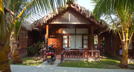 Symphony Palms Beach Resort & Spa Room Type - Cottage