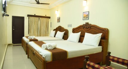 The Hotel Raja Palace Room Type - Non AC Four bed