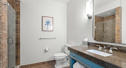 Kimpton HOTEL MONACO BALTIMORE, an IHG hotel Room Type - 1 King Mobility Accessible Roll In Shower