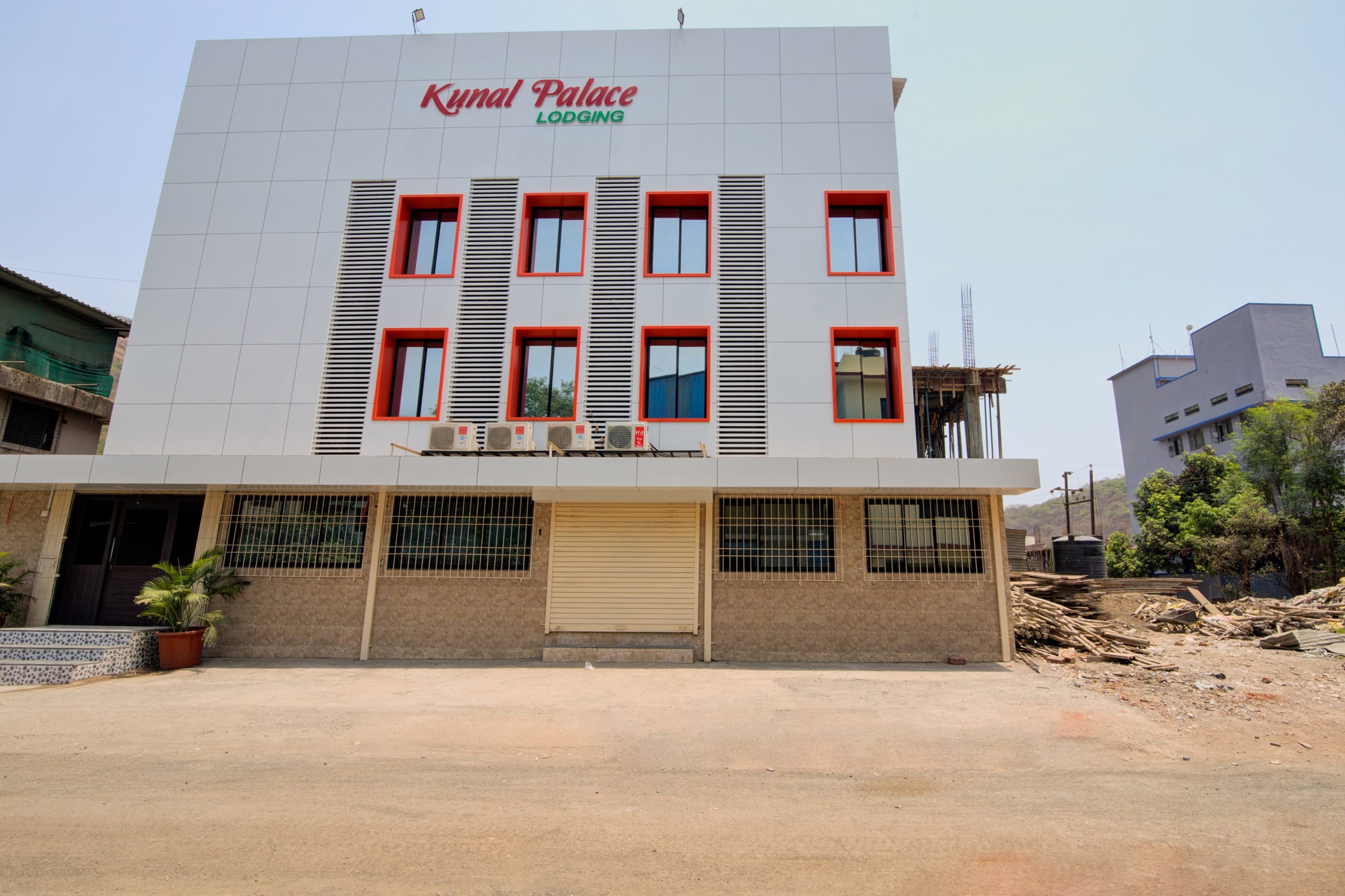 Hotel O Kunal Palace - Tap to explore photos