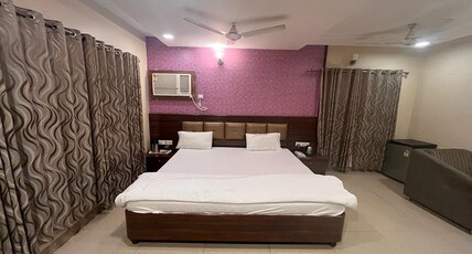 Hotel Royal Park Residency Room Type - Executive Room
