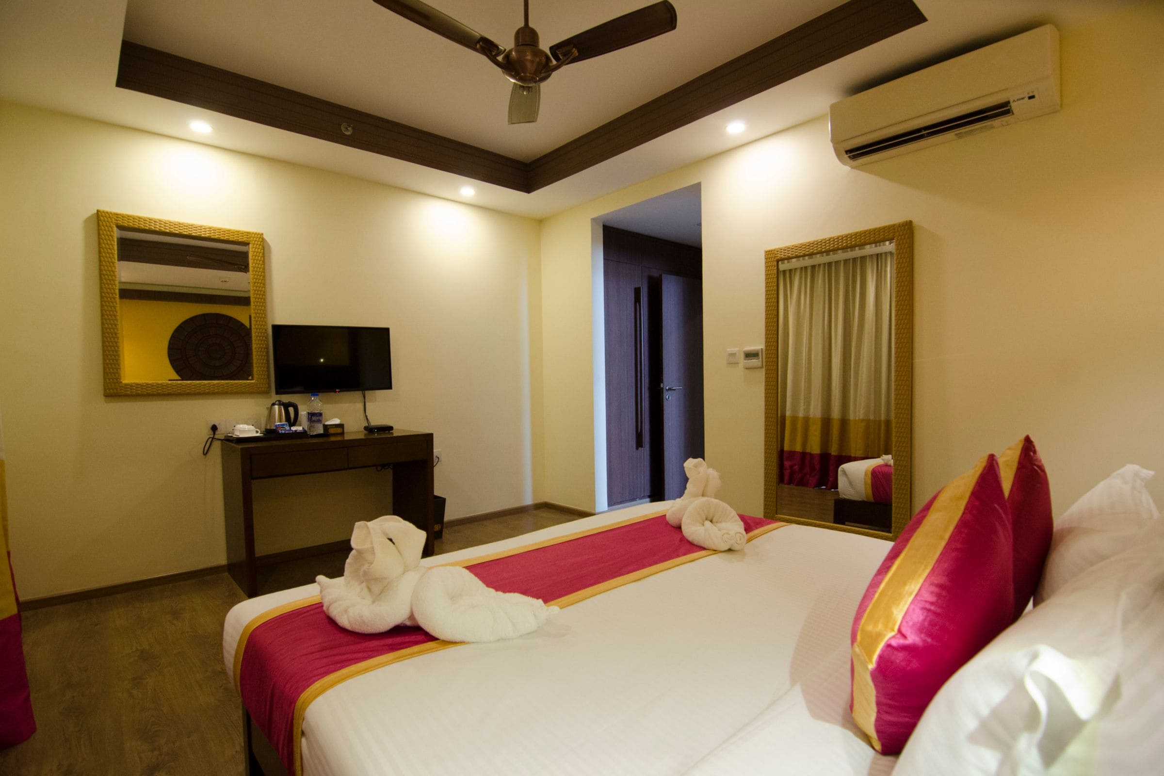 Vivin Luxury Suites - Tap to explore photos
