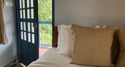 Aali villas Room Type - Deluxe Double Room with Balcony upstairs