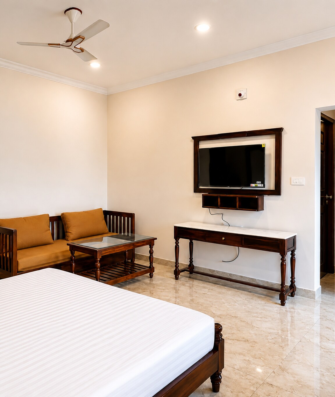Casa Aura Resort Mount Abu - Tap to explore photos