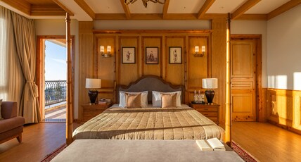 Raj Room Type - Executive Suite @ Raj Bagh