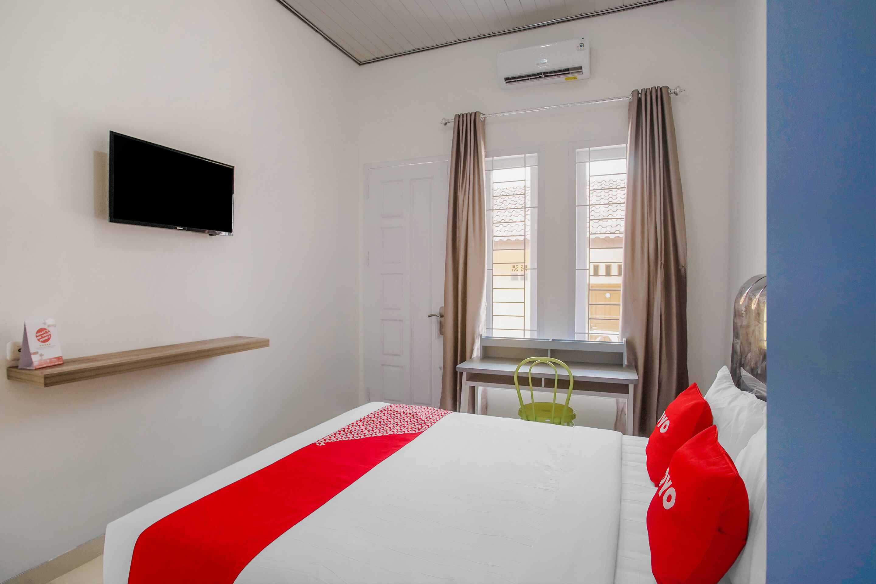 Hotel O Wisma Bambu Syariah - Tap to explore photos