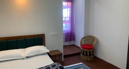 BEGONIA HOMESTAY Room Type - Room 6 - Deluxe Double Room