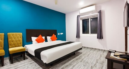 Capital O Che Sigma Hotel Room Type - Classic