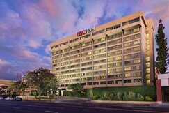 USC Hotel | No Resort Fees