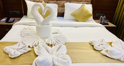 THE CLAN HOTEL - VIJAY NAGAR INDORE Room Type - Executive Room