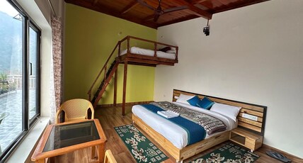 Faguniya Bird Hills View Homestay Room Type - Family Deluxe Room