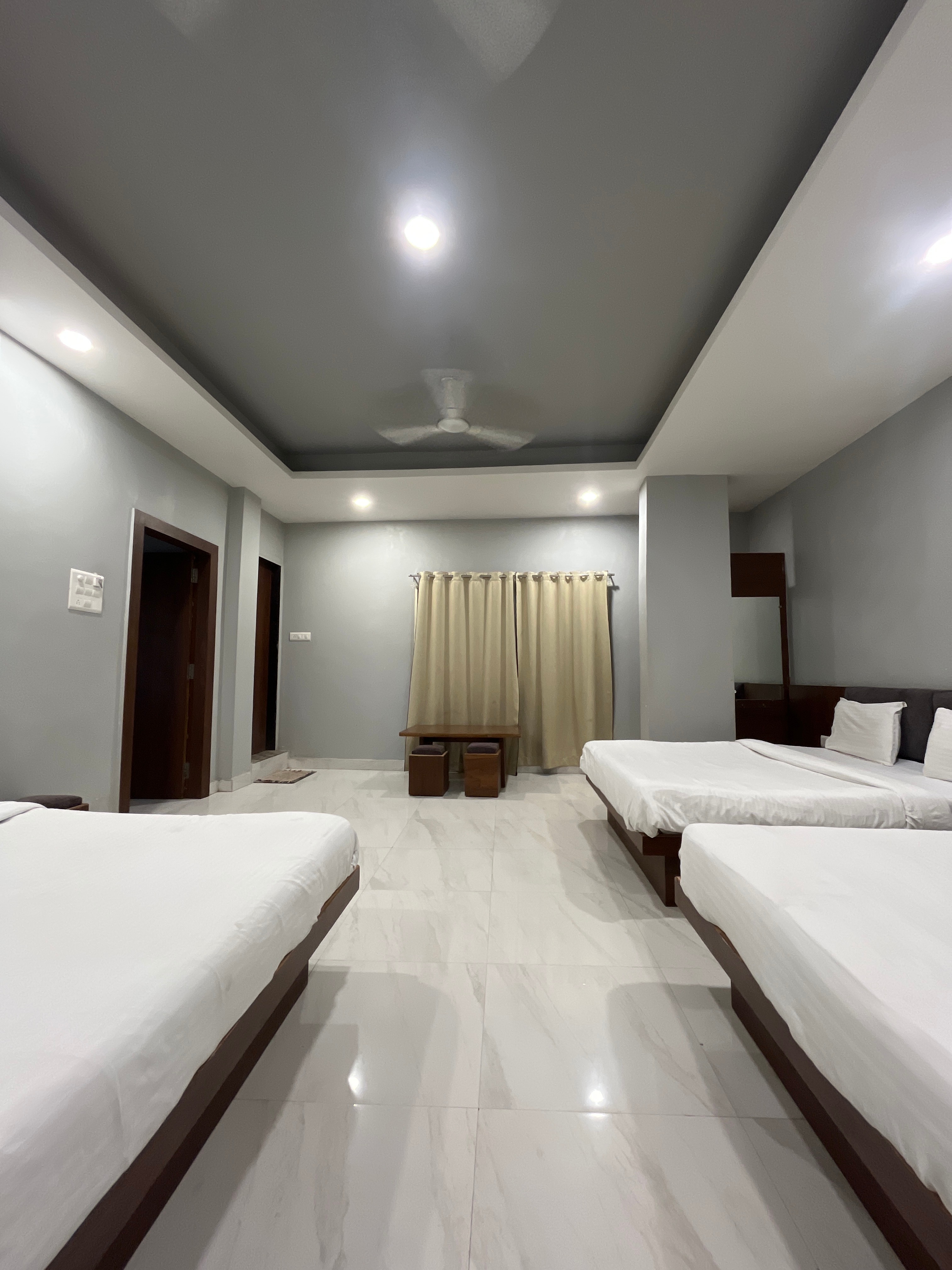 Hotel Shankar Ujjain - Tap to explore photos