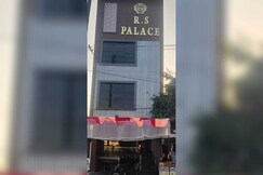 Hotel O RS PALACE