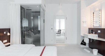 Ruby Coco Hotel Dusseldorf Room Type - Lovely Room