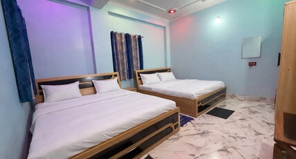 ROYAL VILLA GUEST HOUSE Room Type - Luxury Room