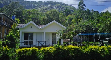 LOVE NEST Marayoor by CLUB TRAVALET Room Type - Single Bedroom