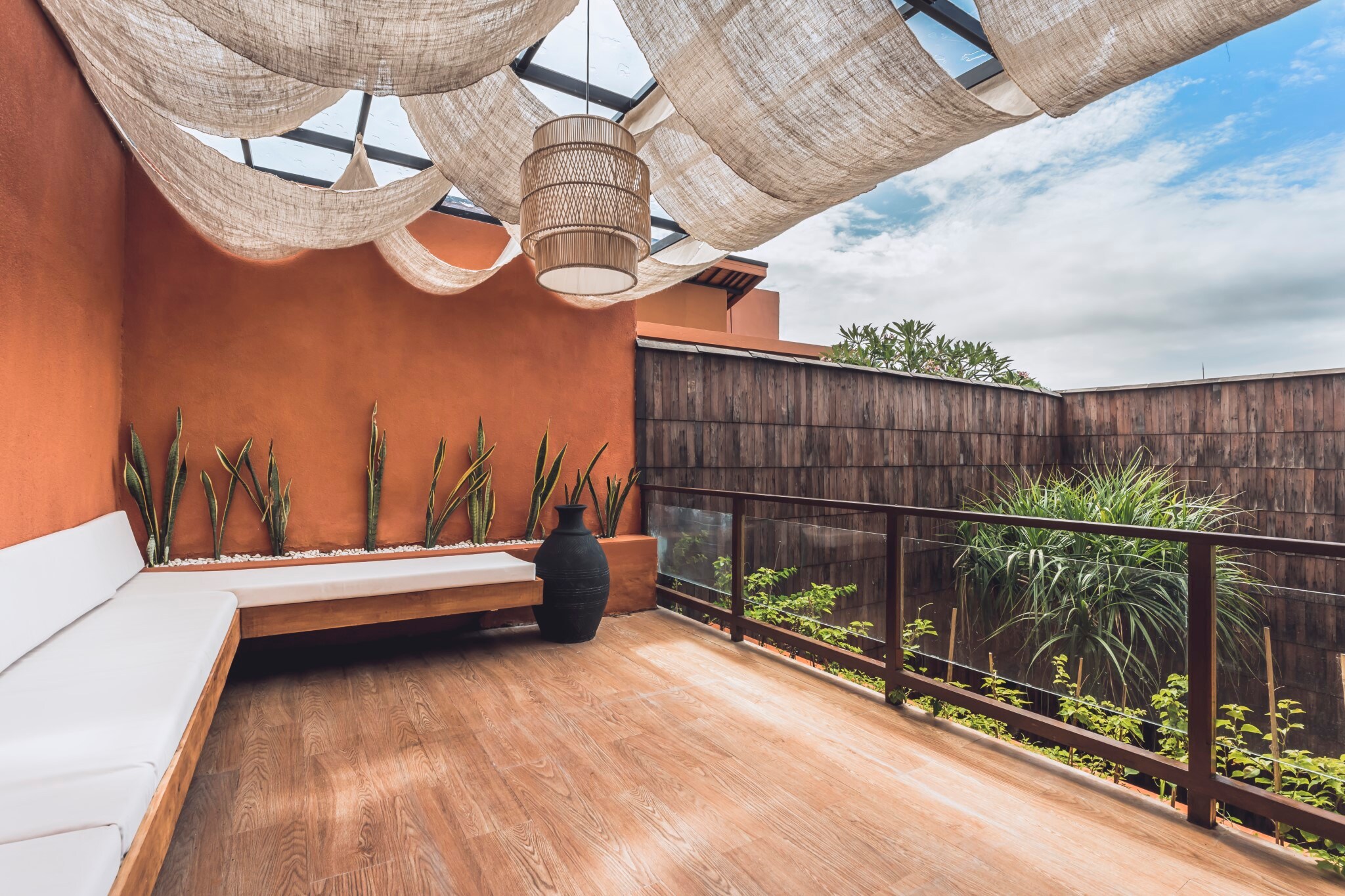 Sana Vie Villa by Ini Vie Hospitality - Tap to explore photos