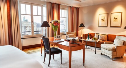 Hotel Adlon Kempinski Berlin Room Type - Junior Suite Brandenburger Gate