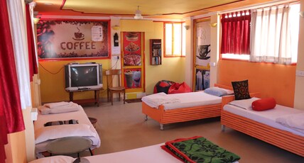 Govind Hotel Room Type - Mix Bed Male Dormitory with Shared Bathroom