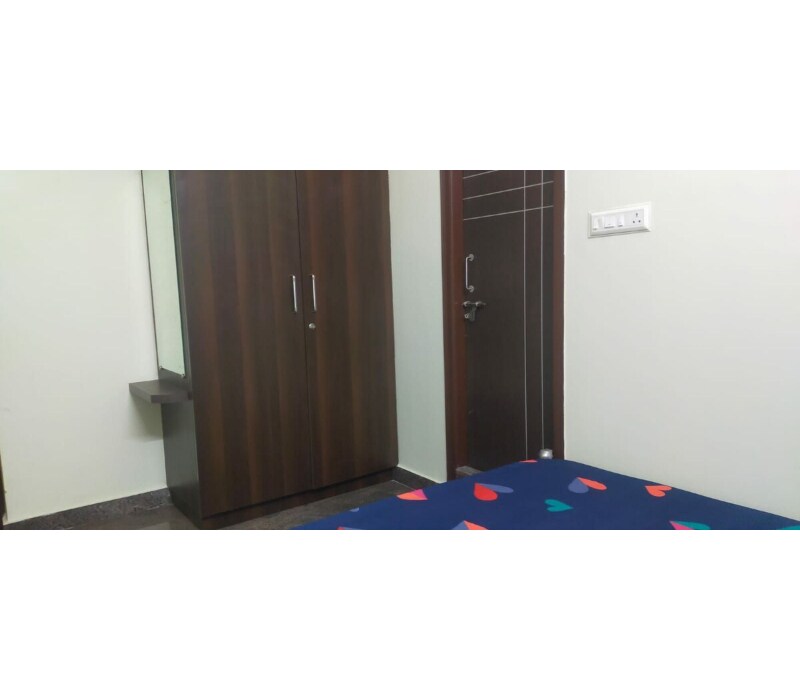 Cheerful spacious 2 bhk in first floor - Tap to explore photos